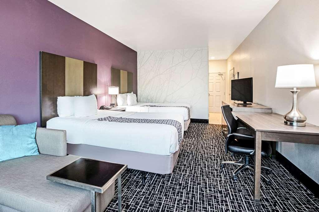 La Quinta By Wyndham Corpus Christi - Portland Hotel Ngoại thất bức ảnh