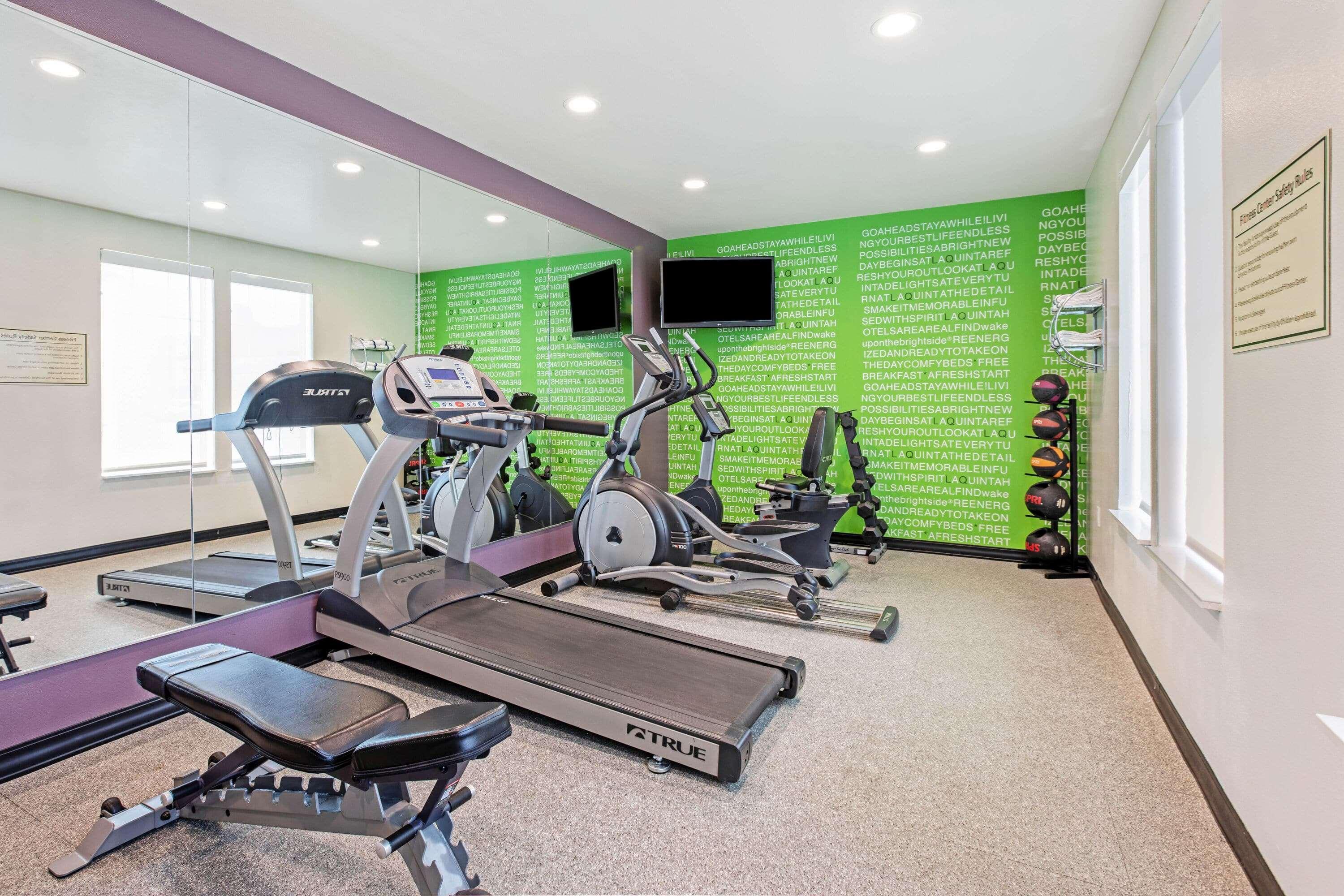 La Quinta By Wyndham Corpus Christi - Portland Hotel Ngoại thất bức ảnh